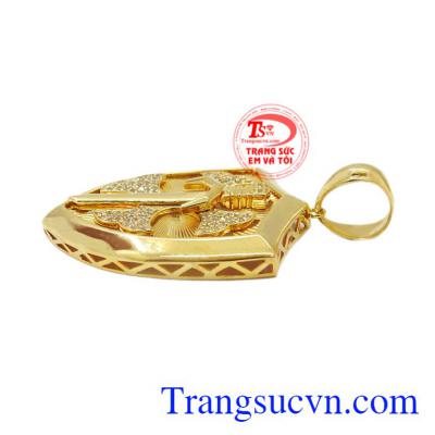 Trang sức Em và Tôi nhận đặt thiết kế theo sở thích của mỗi người. Mặt dây chuyền nam đẹp