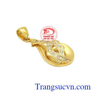 Mặt dây chuyền vàng đáng yêu mặt dây chuyền mà bạn yêu thích ngọt ngào, cá tính mang tới sự trẻ trung và quý phái. Mặt dây chuyền vàng đáng yêu