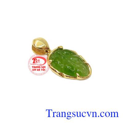 Đây là món trang sức được coi như vật hộ thân xua đuổi tà khí,Mặt dây lá Nephrite đẹp