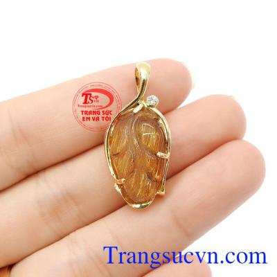 Sản phẩm thích hợp làm quà tặng cho người thân hoặc bạn bè,Mặt dây lá thạch anh tóc đẹp