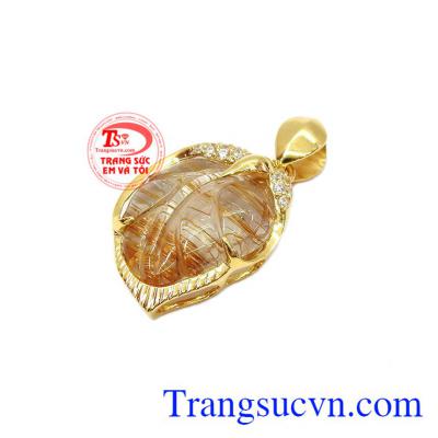 Thạch anh tóc cũng giúp con người giảm bớt sự cô đơn, điều trị chứng trầm cảm, lấy lại niềm vui và hạnh phúc,Mặt dây lá thạch anh tóc may mắn