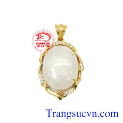 Mặt dây sapphire tự nhiên bọc vàng