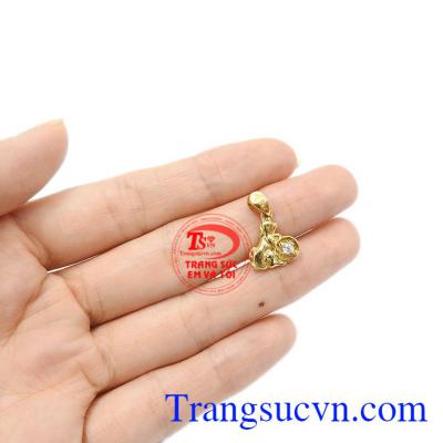 Sản phẩm bảo hành uy tín, giao hàng toàn quốc. Mặt dây tuổi mão vàng