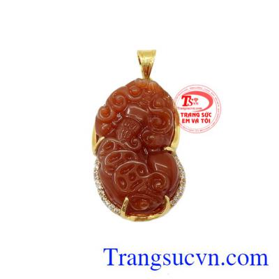 Mặt dây tỳ hưu mã não đỏ là sản phẩm hiện được nhiều người ưu chuộng và lựa chọn. Mặt dây tỳ hưu mã não đỏ