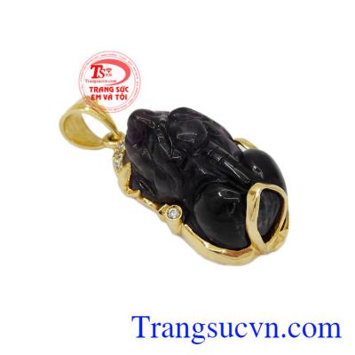 Mặt dây tỳ hưu mệnh Hỏa+Thổ có thể kết hợp với dây chuyền vàng.