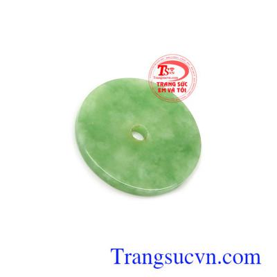 Mặt đồng xu cẩm thạch an nhiên là biểu tượng mang lại may mắn, tài lộc, của cải