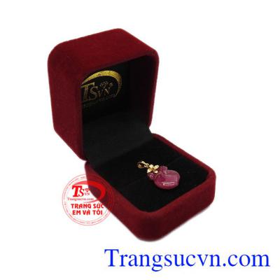 Mặt dây được bảo hành uy tín, giao hàng toàn quốc. Mặt hồng ngọc móc vàng