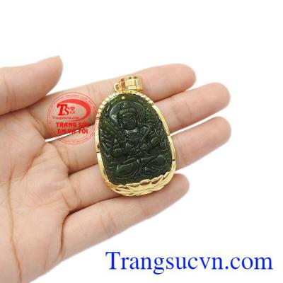 Mặt dây hợp phong thủy giúp người dùng được bình an và may mắn. Mặt nephrite hư không tạng bồ tát