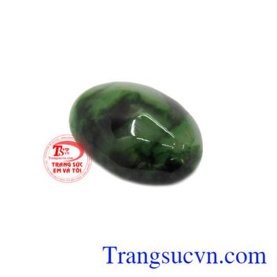 Mặt ngọc cẩm thạch bình yên là viên đá có tác dụng mang lại may mắn, thịnh vượng.