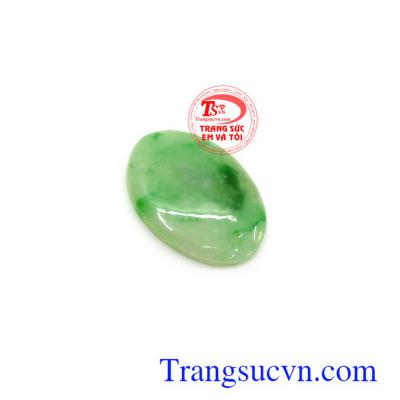 Mặt ngọc cẩm thạch cát lộc là viên đá có tác dụng mang lại may mắn, tài lộc và thịnh vượng cho người đeo
