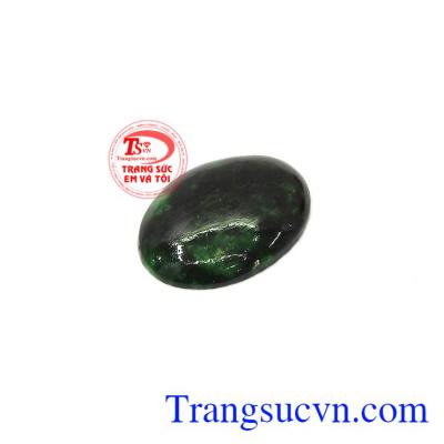 Ngọc cẩm thạch như một lá bùa bình an mang lại may mắn, sức khỏe cho chủ nhân,Mặt ngọc Jadeite an nhiên