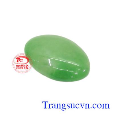 Mặt ngọc Jadeite Phú Quý đem đến vận khí tốt cho, may mắn cho người đeo.