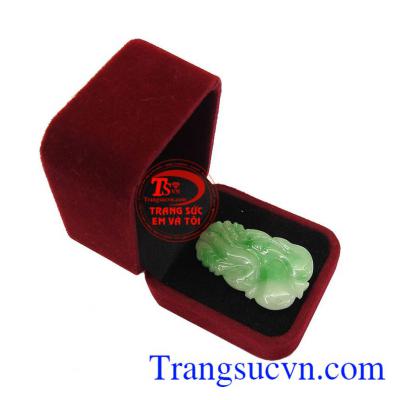 Ngọc Jadeite thiên nhiên
