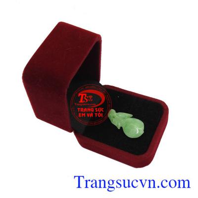 Mặt ngọc quả đào tiên