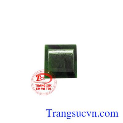 Mặt ngọc vuông cao cấp mang đến sự tinh khiết, nuôi dưỡng năng lượng, đem lại may mắn và yêu thương cho người sử dụng