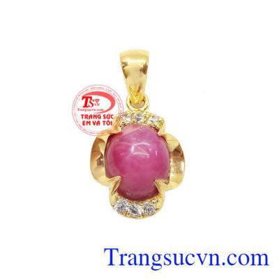 Mặt nữ hoa ruby tím đỏ