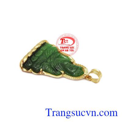 Thiết kế hợp phong thủy mang đến sự bình an, may mắn và thịnh vượng. Mặt phật a di đà ngọc cẩm thạch