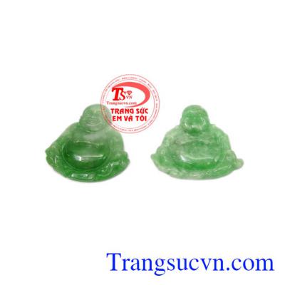 Mặt phật di lặc cẩm thạch may mắn được hấp thụ linh khí từ đất trời giúp cho tinh thần phấn chấn, nguồn năng lượng trong cơ thể dồi dào, sống tích cực vui vẻ