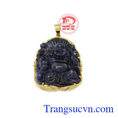 Mặt phật Di lặc đá quý sapphire may mắn được chế tác từ đá sapphire thiên nhiên bọc vàng 14k.