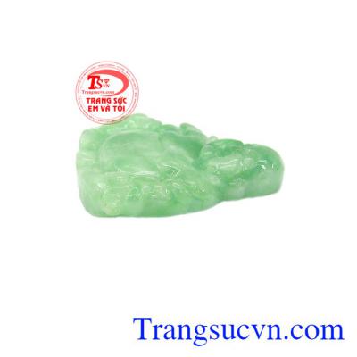 Ngọc cẩm thạch phug hợp với tất cả các mệnh