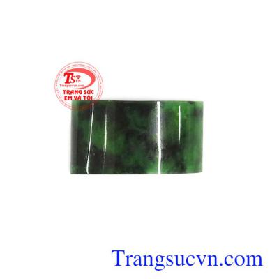 Mặt phỉ thúy yên ngựa may mắn bền đẹp, chất lượng, phù hợp làm mặt nhẫn đeo thời trang và phong thủy