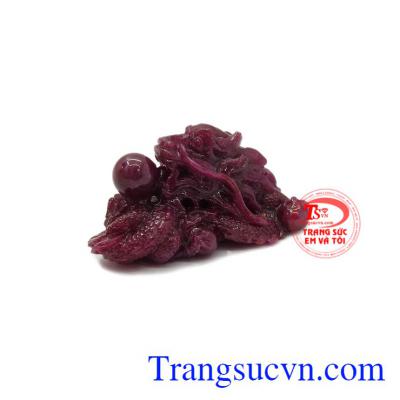 Từ xa xưa, người phương Đông luôn tin rằng rồng là linh vật linh thiêng, đem lại điều may mắn.