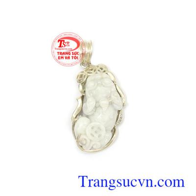 Mặt tỳ hưu cõng tiền ngọc jadeite bọc bạc sang trọng, đắng cấp và thời trang