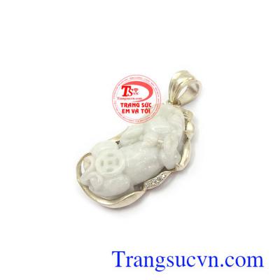 Tỳ hưu là linh vật mang lại tài lộc, thịnh vượng, bình an và may mắn cho người đeo