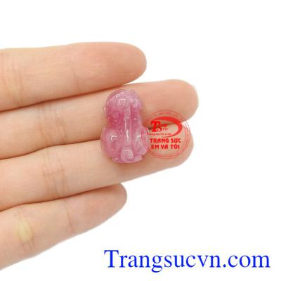 Trang sức Em và Tôi nhận đặt thiết kế theo sở thích của mỗi người. Mặt tỳ hưu ruby chất lượng.