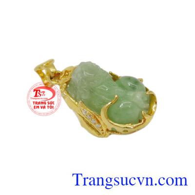 Loại đá này có khả năng làm cân bằng huyết áp động mạch, chống lại ảnh hưởng của thời tiết. Mặt tỳ hưu tài lộc