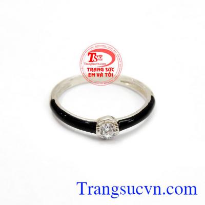 Nhẫn bạc nữ thanh lịch mang phong cách trẻ trung phù hợp những bạn gái năng động
