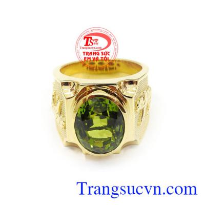 Trang sức từ Peridot có thể vừa tăng vẻ đẹp vừa mang lại may mắn cho chủ nhân