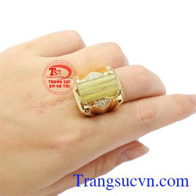 Sản phẩm thích hợp làm quà tặng cho người thân hoặc bạn bè,Nhẫn nam thạch anh tóc 14k độc đáo