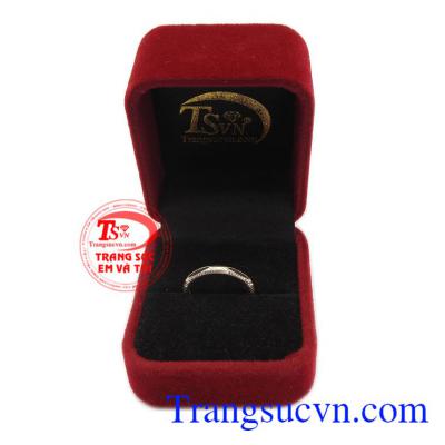 Nhẫn nữ bạc 92.5 được kiểm định chất lượng, đảm bảo uy tín
