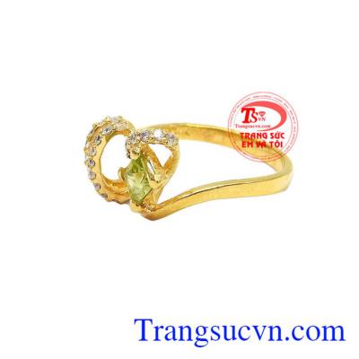 Nhẫn nữ đá peridot đẹp