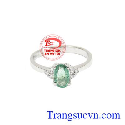 Nhẫn nữ vàng gắn đá quý emerald thiên nhiên (ngọc lục bảo)