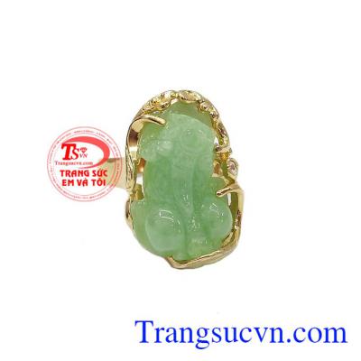 Nhẫn Nữ tỳ hưu đẹp được thiết kê tinh tế, sang trọng