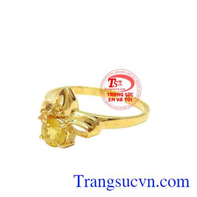 Nhẫn nữ vàng đá saphira thiên nhiên vàng 10k, bảo hành 6 tháng, giao hàng nhanh trên toàn quốc