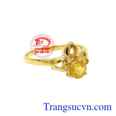 Nhẫn nữ vàng đá saphira thiên nhiên
