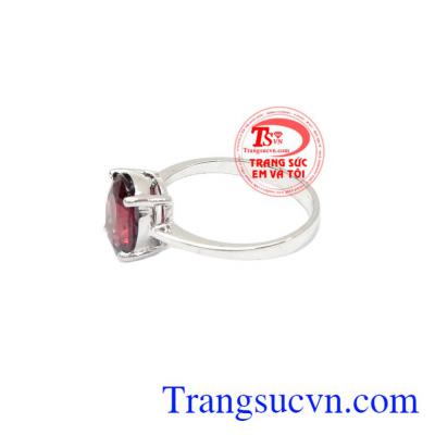 Nhẫn nữ vàng tây đá Granet thiên nhiên hợp với người mệnh hỏa và mệnh thổ