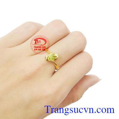 Nhẫn nữ vàng tây đá Peridot