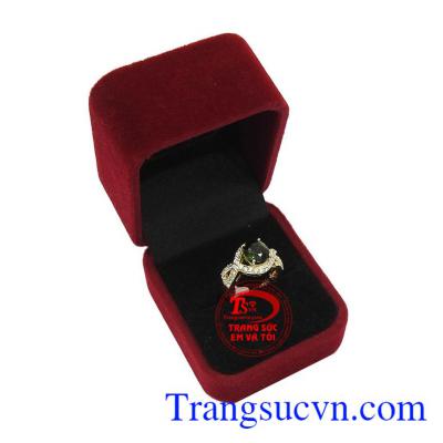 Nhẫn Tourmaline là món quà cho người sinh nhật tháng 10. Nhẫn Tourmaline là món quà ý nghĩa dành tặng bà, tặng mẹ. Nhẫn Tourmaline vàng 14k, chất lượng uy tín. 