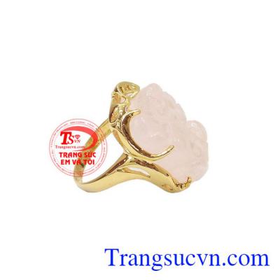 Nhẫn nữ tỳ hưu vàng tây chế tác tinh tế mang đến những đường nét sáng, bóng bền đẹp cho chiếc nhẫn nữ đeo hợp thời trang, chất lượng vàng được đảm bảo uy tín.