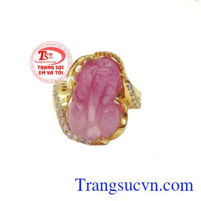 Nhẫn nữ tỳ hưu Ruby thiên nhiên