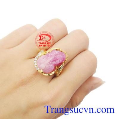 Nhẫn vàng tây gắn Tỳ hưu