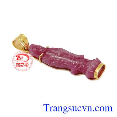 Quan âm người là biểu tượng của sự từ bi, thanh tịnh. Phật quan âm ruby đỏ