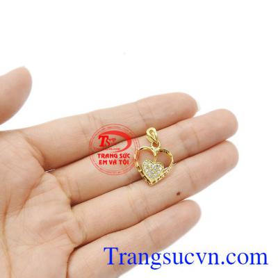 Hãy nhanh tay và dành tặng cho người yêu thương của bạn. Trái tim kết đá.