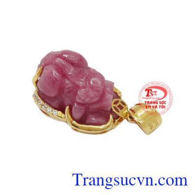 Tỳ hưu hồng ngọc ruby là món quà vô giá và ý nghĩa dành cho người thân và bạn bè.
