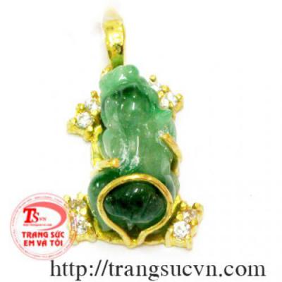 Tỳ hưu mặt dây