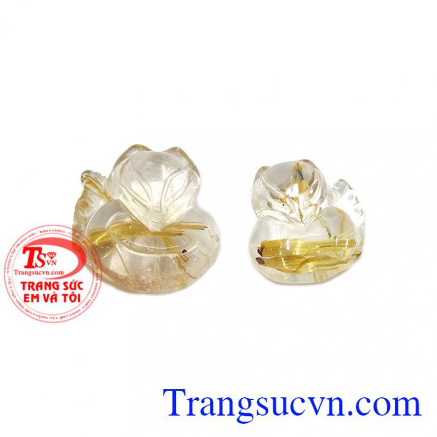 Cặp hồ ly thạch anh tóc đẹp